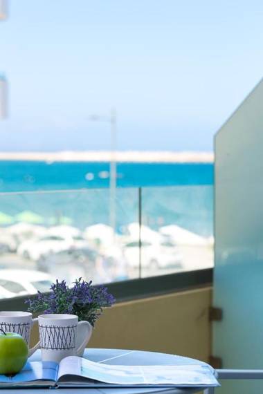 Meltemi Coast Suites