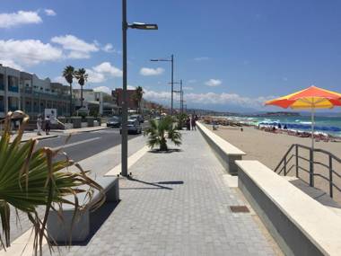 Sunset Seaside Apartments & Studios