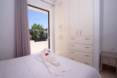 Sunset Seaside Apartments & Studios