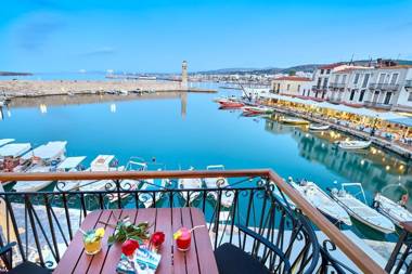 Vista Del Porto Luxury Suites