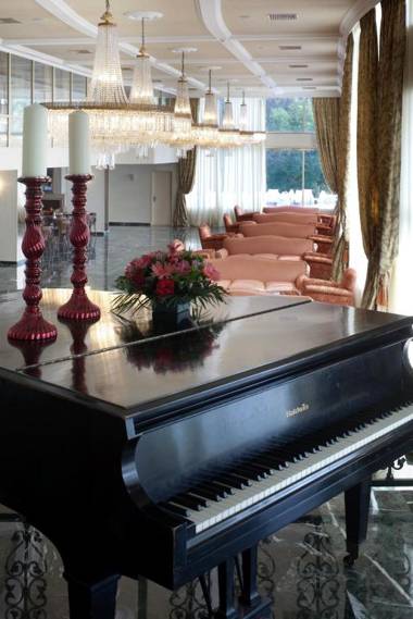 Margarona Royal Hotel