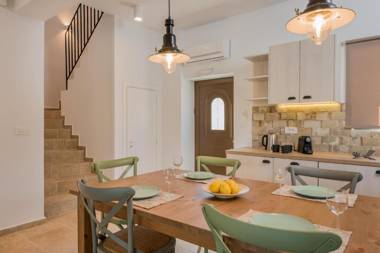 Astarte Villas - Petra Elia Private Villa with Pool