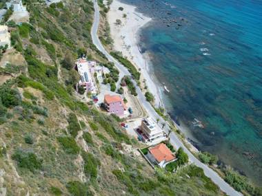 Thalassa House Apartments