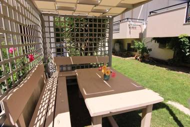 Medousa Studio & Apartments