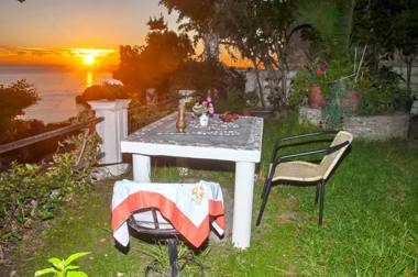 Holiday Studio Apartments Tonia - Pelekas Beach Corfu