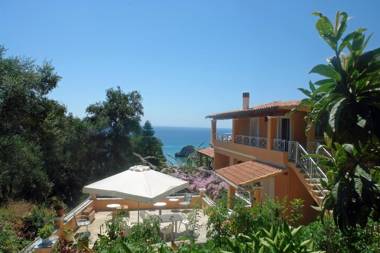 Holiday Studio Tonia - Pelekas Beach Corfu
