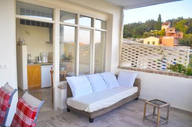 House Lemoni Apartment B - Pelekas Corfu