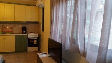 CENTRAL Studio - Fully equiped. Ideal for couples