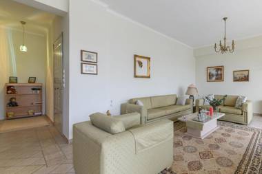 3BD Apartment in the Center