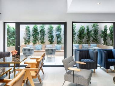 DAYS City Suites
