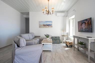 Olive Tree House in Parikia