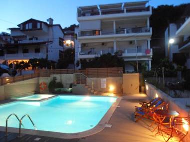 Christina Studios & Apartments