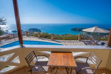 Apolis Villas & Suites Resort