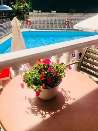 Villa Antonis