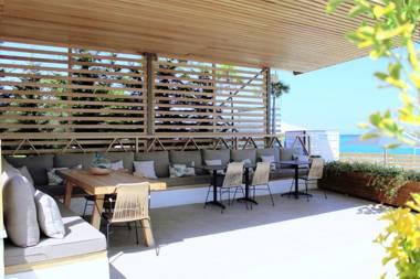 Ostria Sea Side Hotel