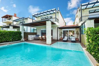 Sunny Villas Exclusive