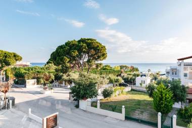 Cocooning Suites by Blue Carpet