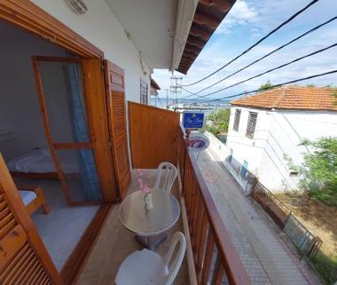 Mina-Maria Apartments