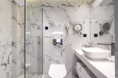 Emily's Luxury Suites