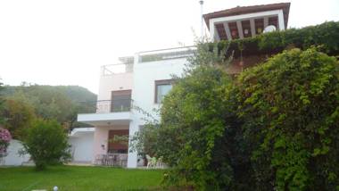 Villa Athina