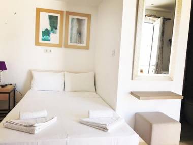 Polydoros Hotel Apartments