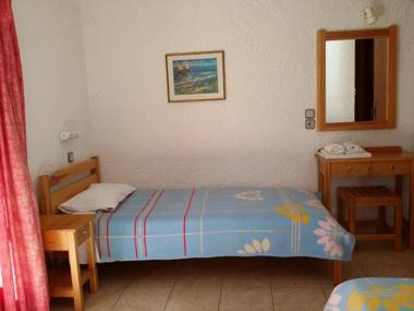 Exclusive Cottages in a quiet oliverove near the sea