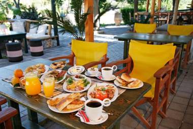 Sunny Garden Apartments