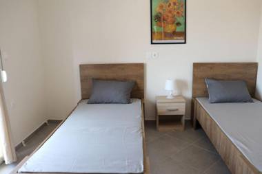 Nikiti Crystal Maisonette 2