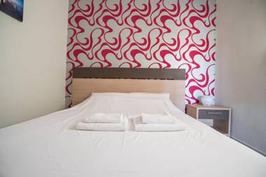 Vertigo Seaside Apartments