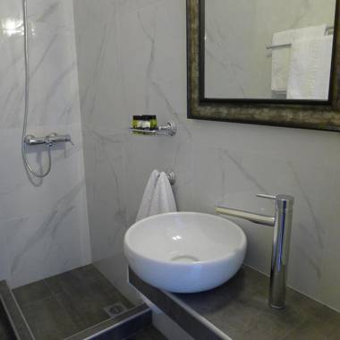 George & Sia's House