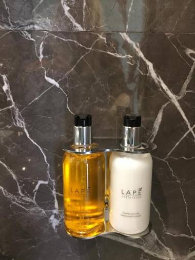 Pela Veranda Exquisite Suites