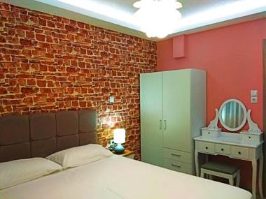 Iros Apartment