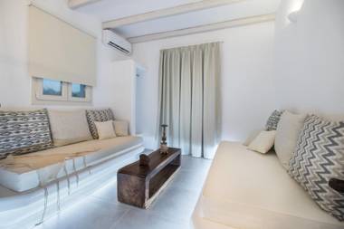 Iphimedeia Luxury Hotel & Suites