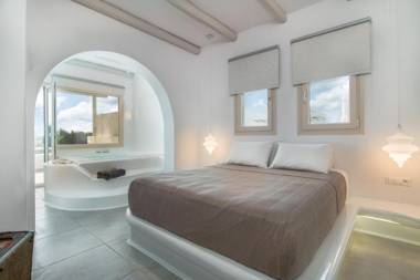 Iphimedeia Luxury Hotel & Suites