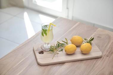 Blue Paradise Apartments