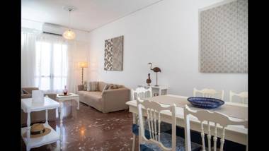 Aretis Apartment- At The Foothills Of The Castle