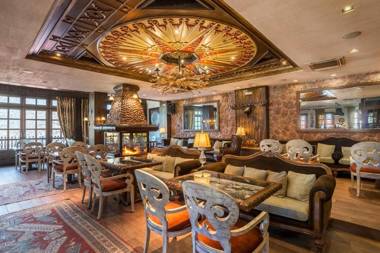 AROMA DRYOS SPA & ECO Hotel