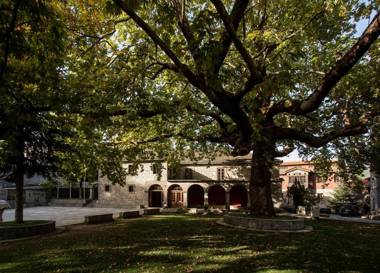 Katogi Averoff Hotel & Winery