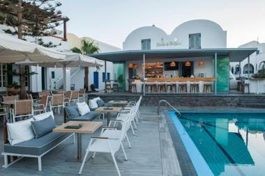 Scorpios Beach Hotel