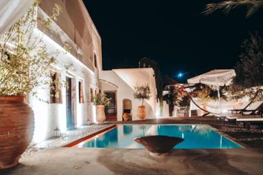 Santorini Heritage Villas