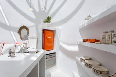 Kamini Santorini Villas