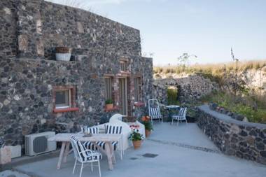 LAGADI SUITES by K&K