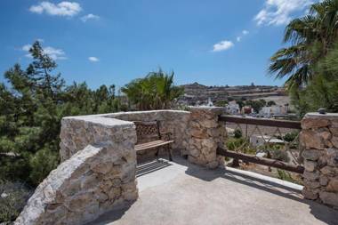 Kokos Traditional Houses