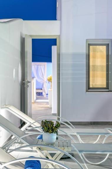 Santorini Blue Senses Villas