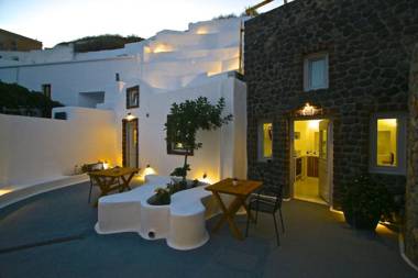 Fertimo Suites by Karpimo