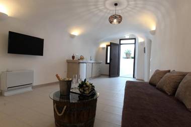 Aegean Mist Luxury Suites