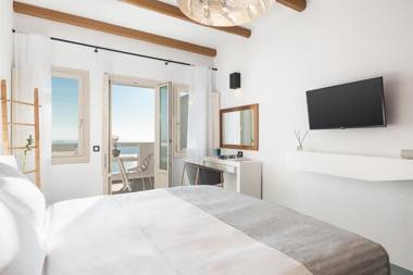 Apeiron Blue Santorini