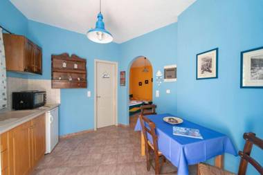 Santorious Flower Covered Apartment