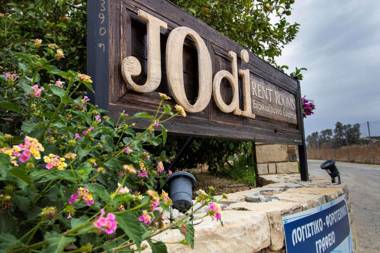 Jodi's Pension and The Garden House