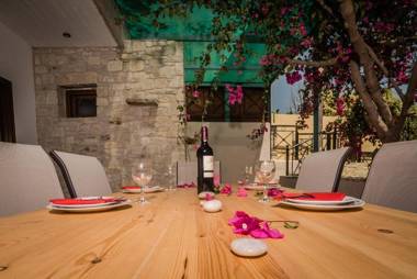 Bodikos Villas & Apartments